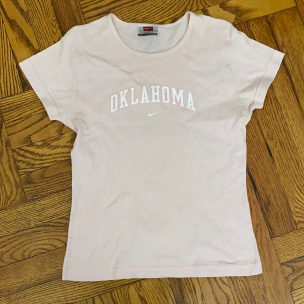 Nike light pink Oklahoma OU t-shirt short sleeve tee